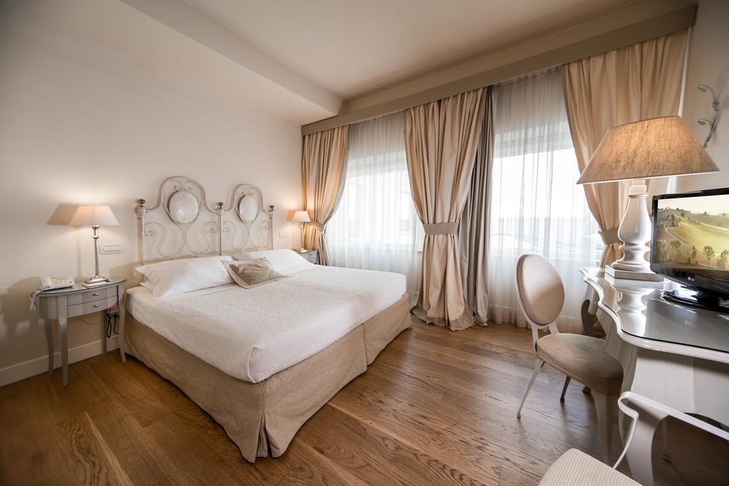 Hotel & Residenza 100 Torri أسكولي بيتشينو المظهر الخارجي الصورة